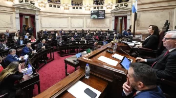 Los senadores cobrarán más de $11 millones por mes tras una nueva suba salarial