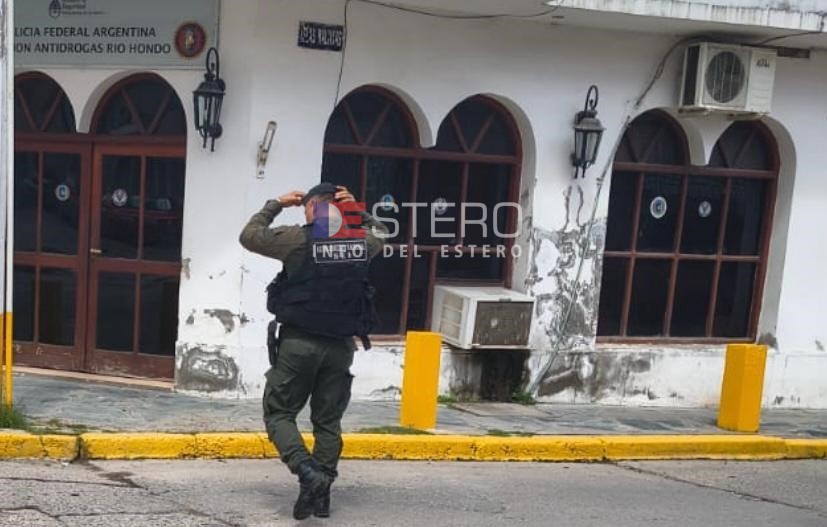 Gendarmería allanó la sede de la PFA en Las Termas y hay al menos un detenido