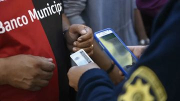 El Gobierno prohibió el ingreso a estadios a quienes se manifestaron en el Congreso