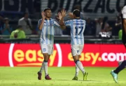 Racing afina detalles para el clásico frente a Independiente con el respaldo de su gente