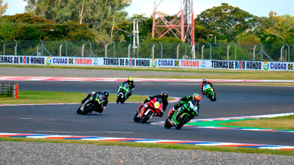 Termas vuelve a rugir con un fin de semana de pruebas libres