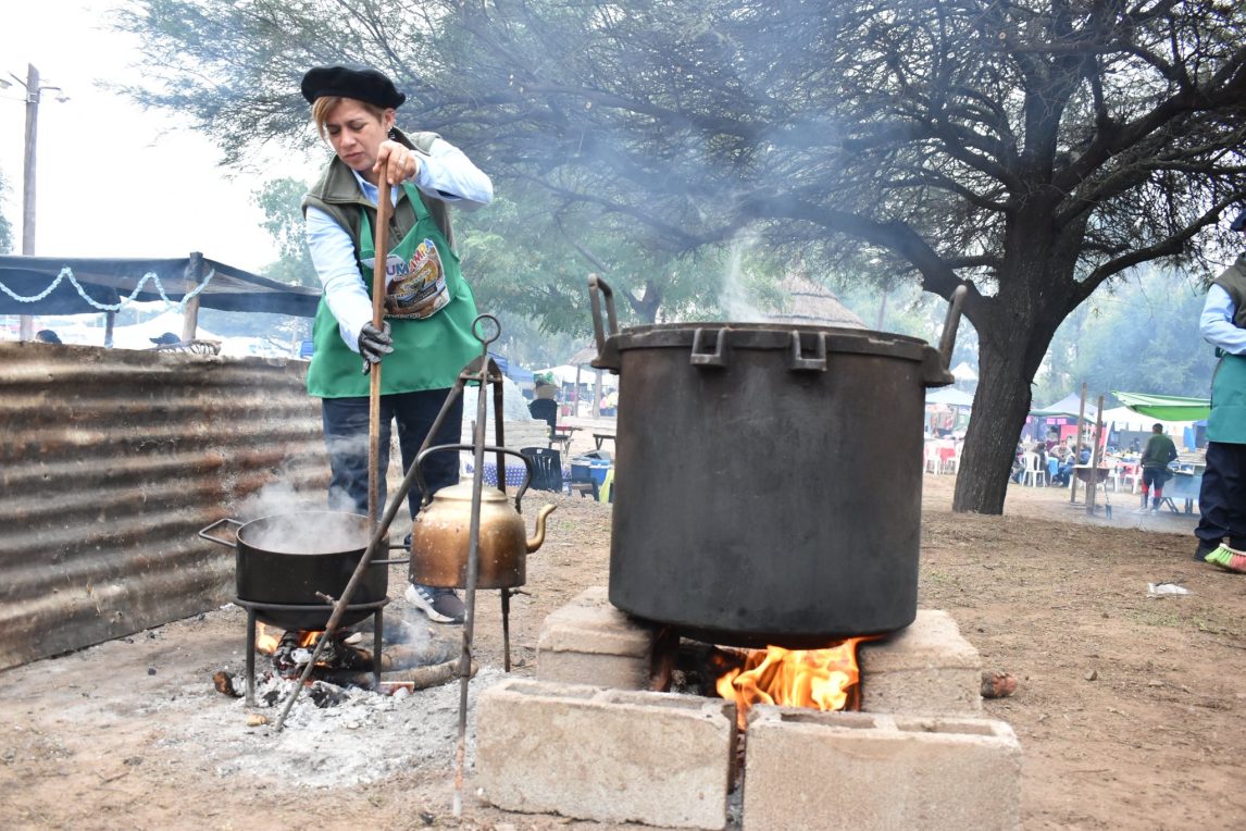 Sumampa lanza la convocatoria para su tradicional concurso patrio de asado con cuero y locro