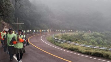 Más de 100 kilómetros de fe: el Padre Pepe y los jóvenes del Hogar de Cristo ya están en Lavalle