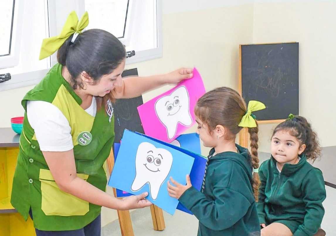 “Sonrisas sanas, niños felices”: lanzaron programa de salud bucal en los jardines municipales