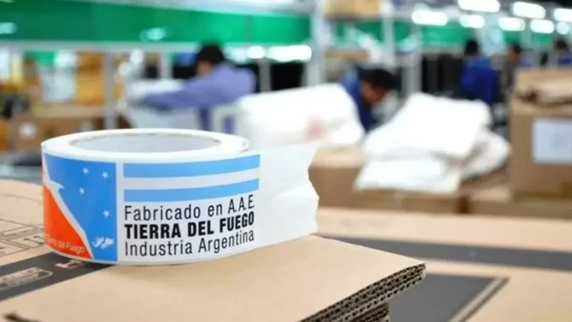 Derrumbe industrial: la actividad cayó 8,7% en febrero y acumula un 11,9% en el bimestre