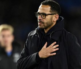Chelsea echó a Rosenior luego de una seguidilla histórica de derrotas