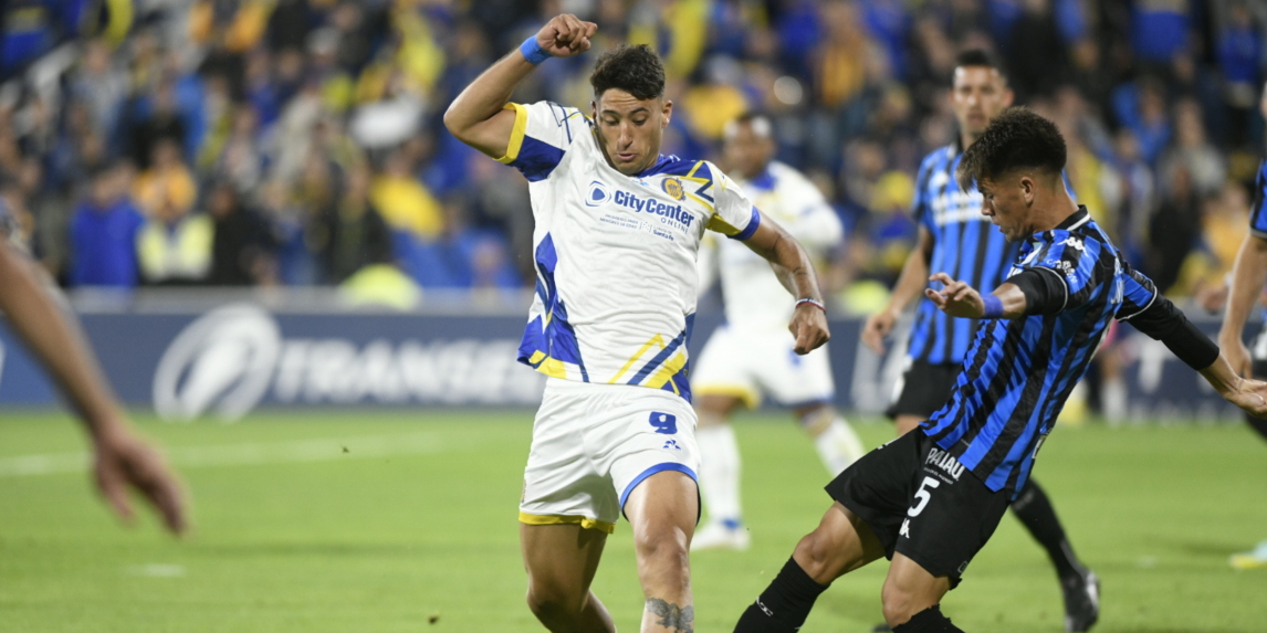 Central se hizo fuerte en Arroyito y venció a Atlético Tucumán