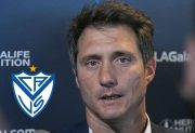 Momento viral: Guillermo Barros Schelotto corrigió a un periodista en plena conferencia