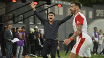 Independiente sufre una baja clave y rearma el equipo para el clásico
