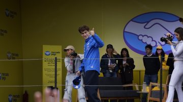 Fiebre por Franco Colapinto: multitud en Palermo antes del roadshow en Buenos Aires