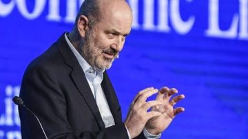 Sturzenegger defendió los despidos en el SMN y habló del costo millonario en sueldos