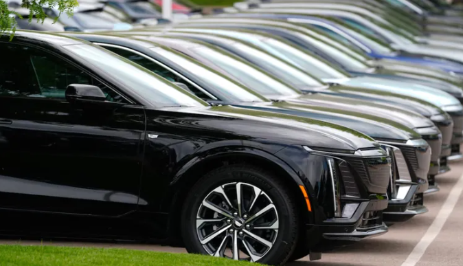 Rige la eliminación del impuesto al lujo y caen los precios de autos en la Argentina: qué modelos bajaron hasta 25%