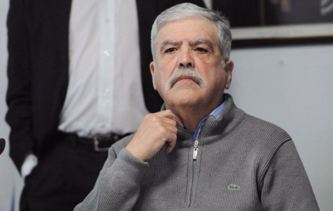 Julio De Vido fue internado por una arritmia y hay preocupación por su salud