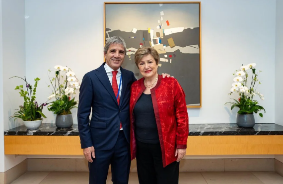 El FMI aprobó revisión y activó desembolso por US$1.000 millones