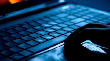 Ordenan excavaciones en la vivienda del adolescente acusado de producir pornografía infantil