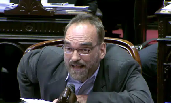 El Gobierno designó a Fernando Iglesias como Embajador de Luxemburgo