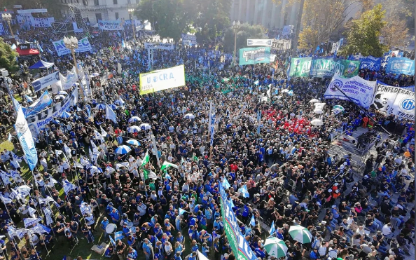 La CGT marchó por el Día del Trabajador y pidió “ponerle un límite” a este modelo de Gobierno que excluye