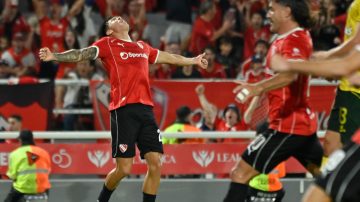 Independiente le ganó a Defensa y Justicia y sigue en la pelea