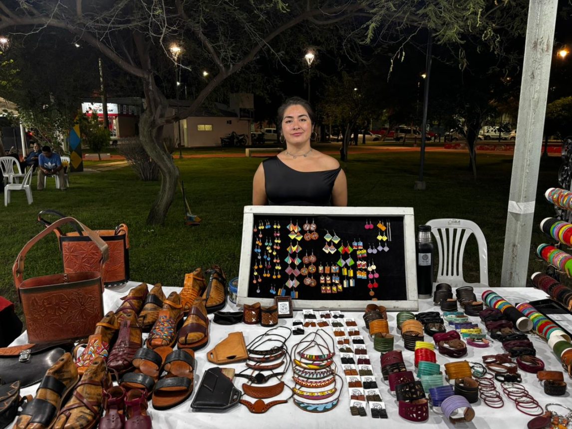 Reflejando el alma santiagueña en cada pieza: comenzó el 6° Encuentro de Artesanos en el Parque Oeste