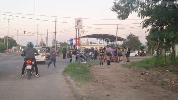 Feroz batalla campal a la salida de un boliche: un joven recibió un disparo en la pierna y varias mujeres fueron “dispersadas” con gas pimienta