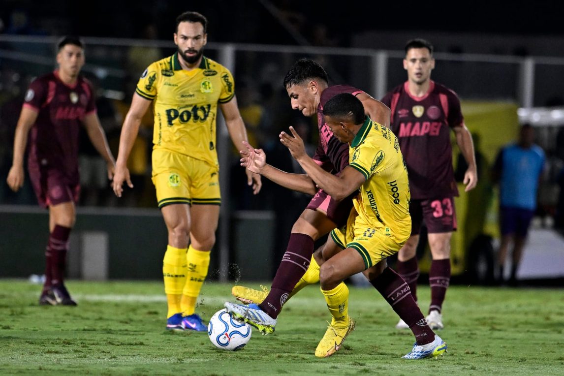 Lanús cayó ante Mirassol en Brasil en su debut en la Libertadores