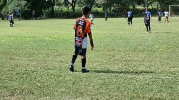 Niños de Pampa de los Guanacos participaron en un torneo nacional de fútbol en Santiago del Estero