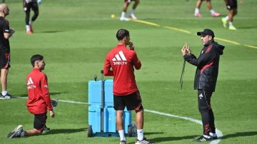 Coudet analiza rotación en River para el clásico ante Racing