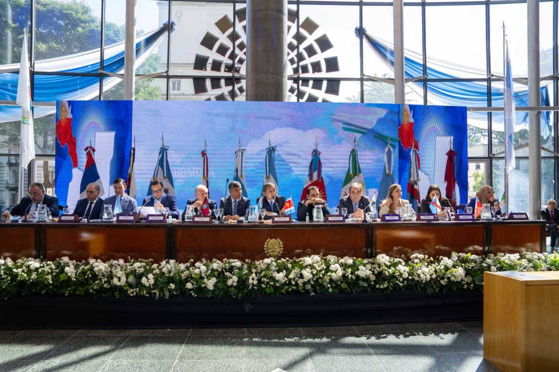 Silva Neder lideró el reclamo en Tucumán: “Reclamamos federalismo real para que haya igualdad real”