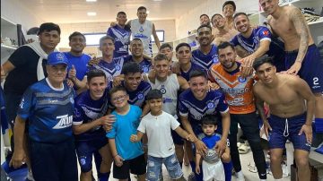 Vélez de San Ramón lo ganó en el final y dejó sin nada a Instituto Santiago