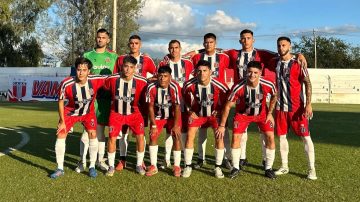 Unión Santiago y Mitre igualaron sin goles