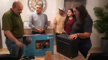 Entregaron nuevo equipamiento informático a la Biblioteca Juan Bautista Alberdi