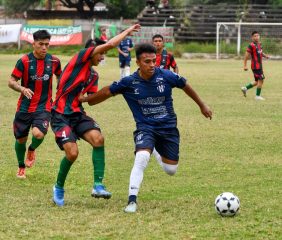 Villa Unión y Sarmiento igualaron en La Curva y sumaron por primera vez