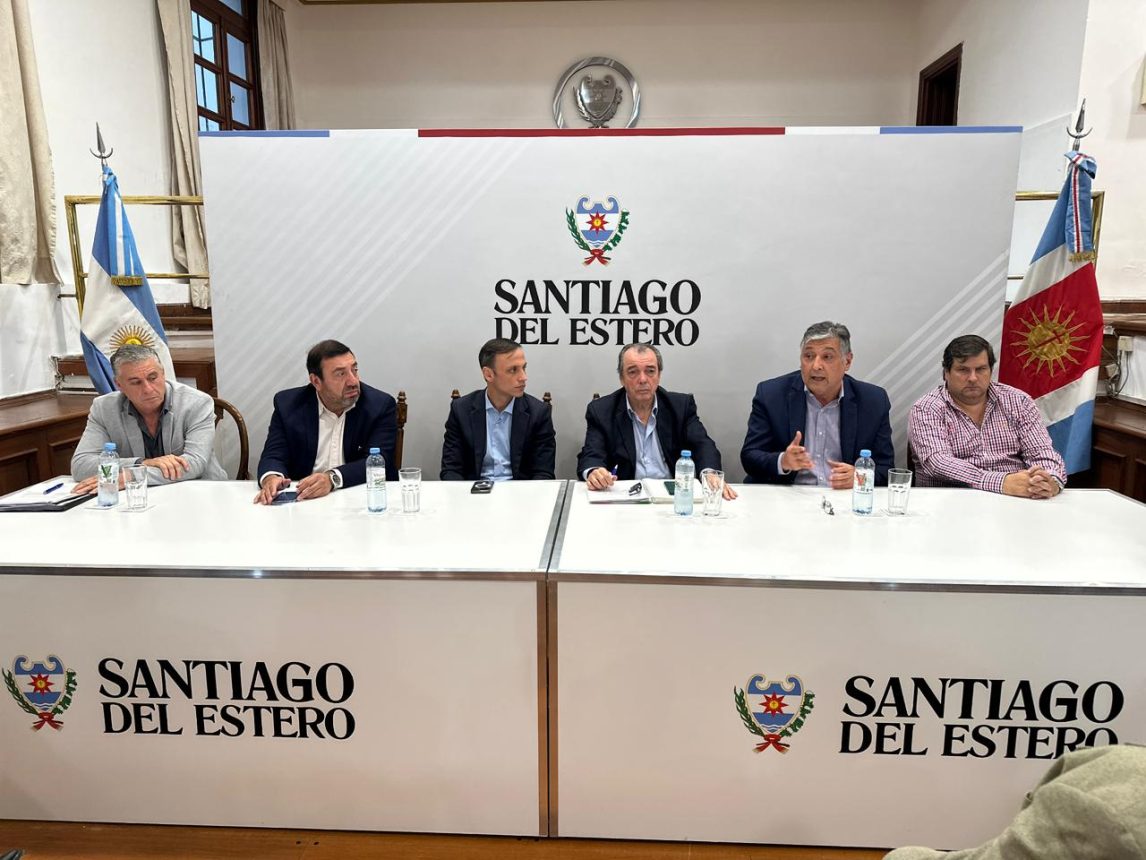 Reubicarán a los vecinos afectados por inundaciones en Salta Prolongación, La Bajada y Rubia Moreno