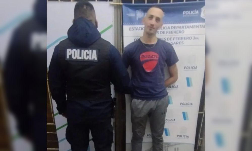 Insólito: un hincha se metió en cámara en pleno partido y terminó detenido