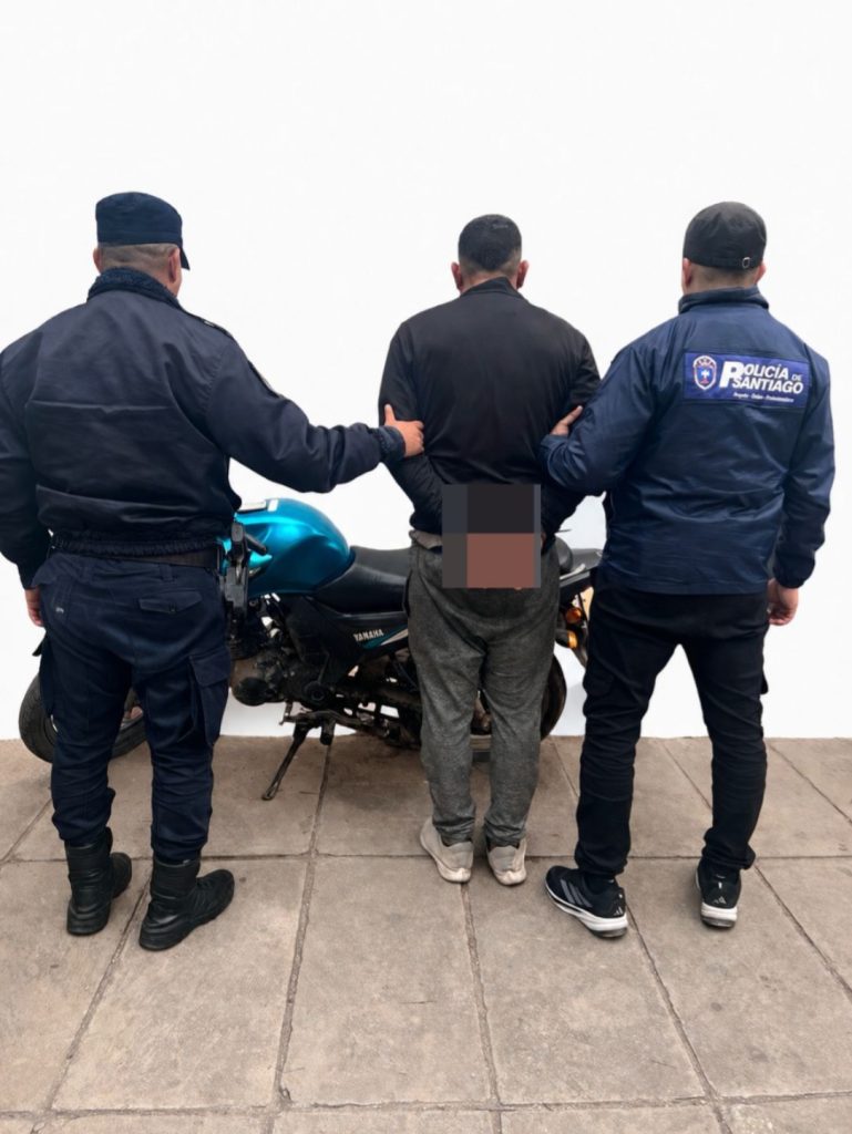 A punta de cuchillo, asaltó a la empleada de un kiosco para llevarse plata y cigarrillos: la policía lo puso tras las rejas