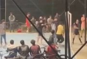 Un padre baleó a otro tras una pelea entre niños en un partido de fútbol