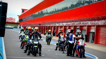 Gran actividad en el segundo día de pruebas libres en Termas