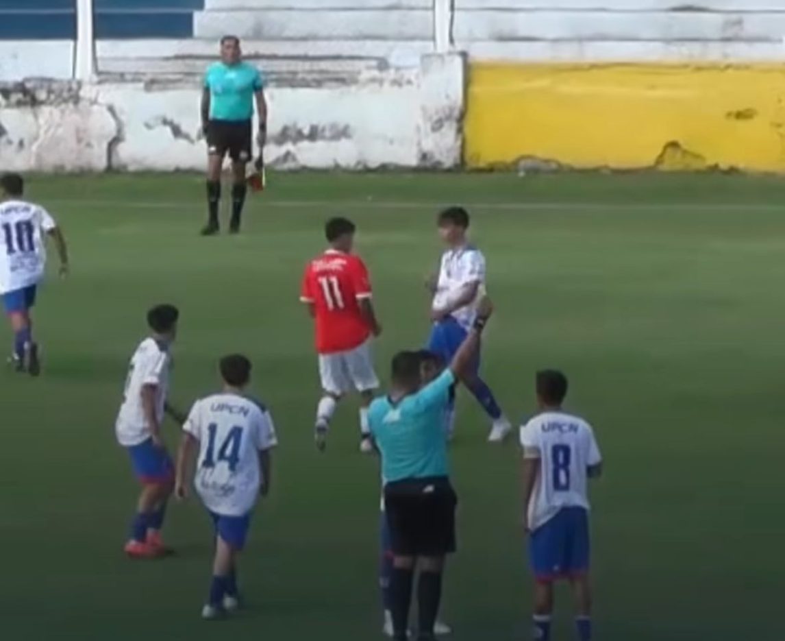 Batalla campal en el Torneo Juvenil: suspendieron Unión Santiago vs Tucumán Central
