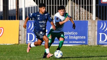 Banfield reaccionó a tiempo y rescató un empate frente a Sarmiento