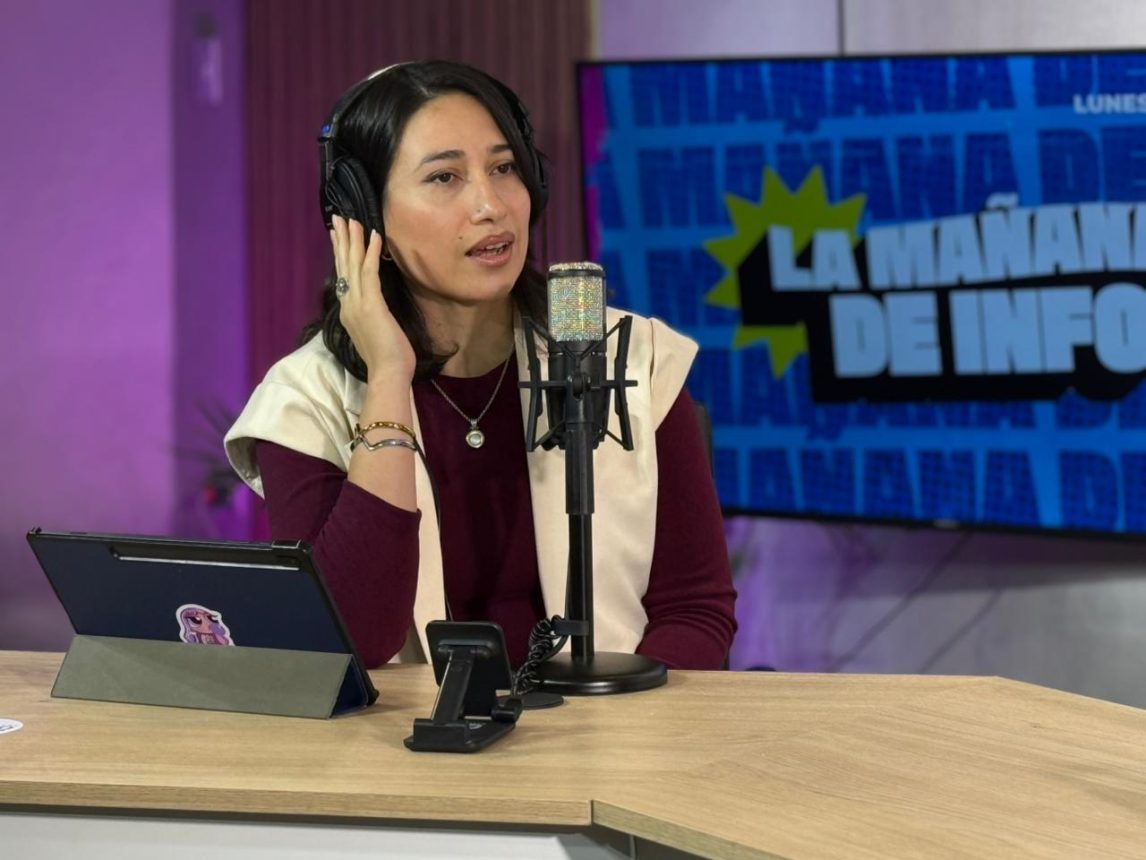 Ser Brújula: cómo guiar a los jóvenes en un mundo digital que no olvida nada, por la profe Mica Matt