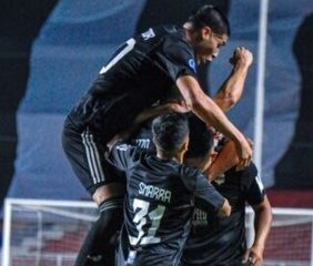 Triunfo clave de Riestra ante Montevideo City Torque para escalar en la Sudamericana