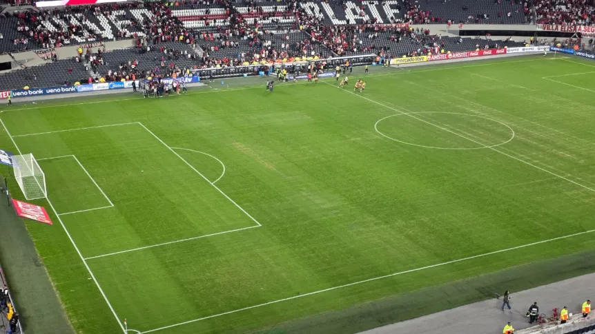 Cómo está el campo de juego del Monumental de cara al Superclásico