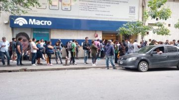 Crisis en el sector bancario: aseguran que cerrarán sucursales y peligran los puestos laborales