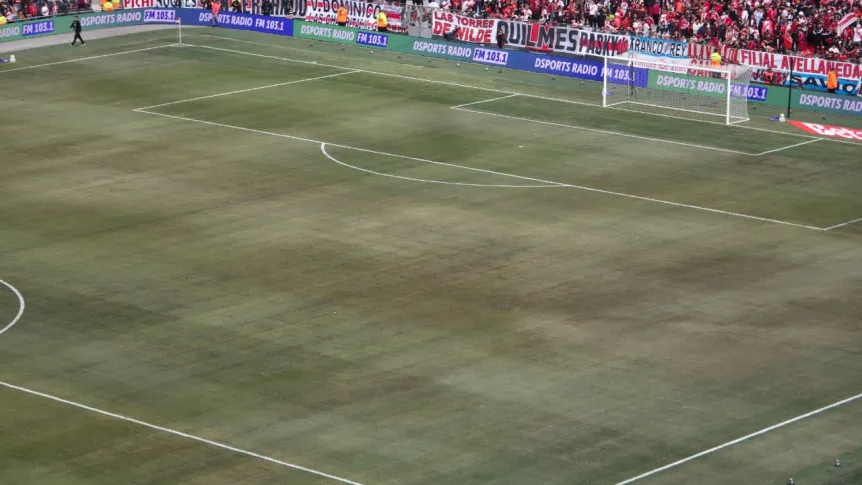 River en alerta por el estado del césped de cara al duelo con Boca