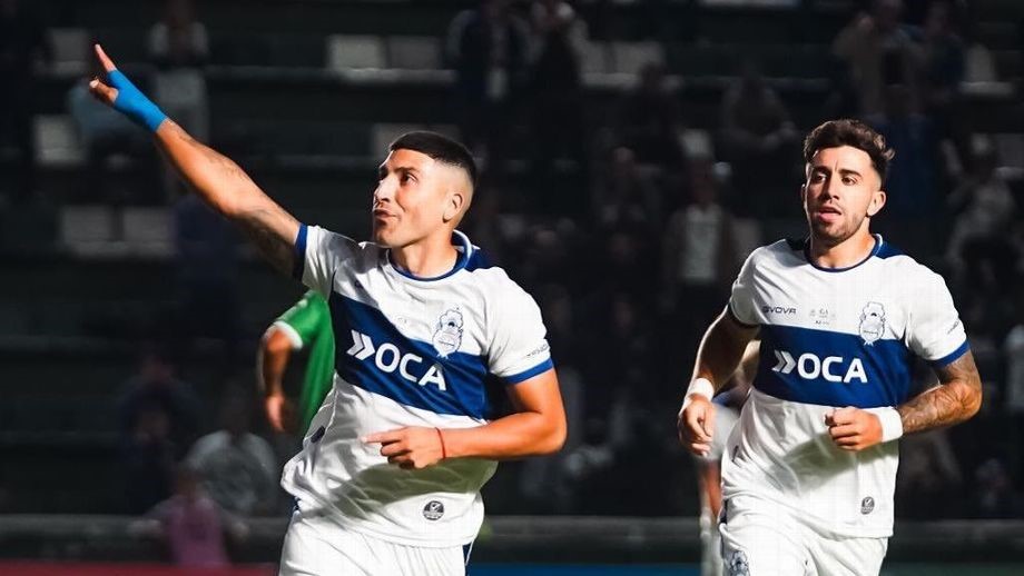 Gimnasia impuso su jerarquía y goleó a Camioneros