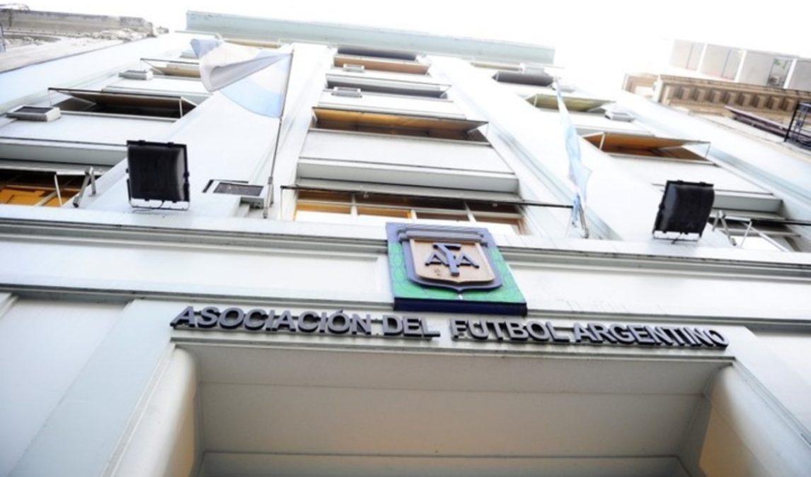 Primera Nacional: Mitre y Güemes ya conocen a los árbitros para sus duelos del domingo