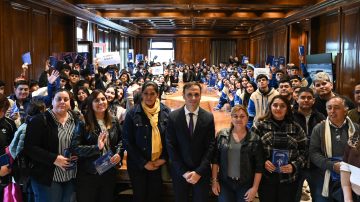 Estudiantes de Campo Gallo y Colonia El Simbolar visitaron Casa de Gobierno
