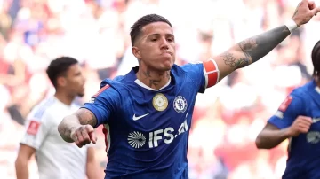De la mano de Enzo, Chelsea se metió en la final de la FA Cup