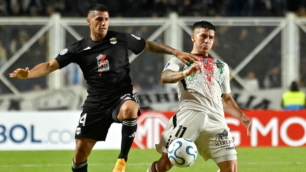 Con el debut de Duró, Riestra igualó con Palestino por la Copa Sudamericana