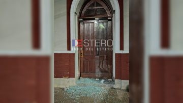 Vándalos destruyeron los vidrios de la capilla San Cayetano del barrio Centenario